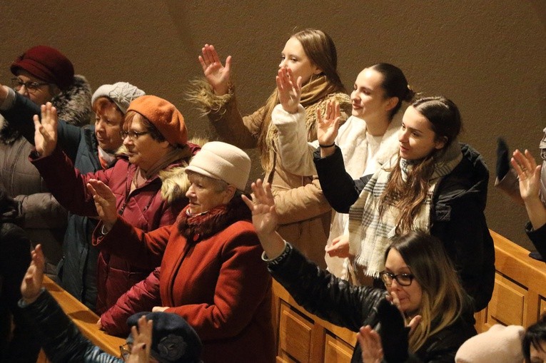 Elbląg. Koncert zespołu "Jak Najbardziej"