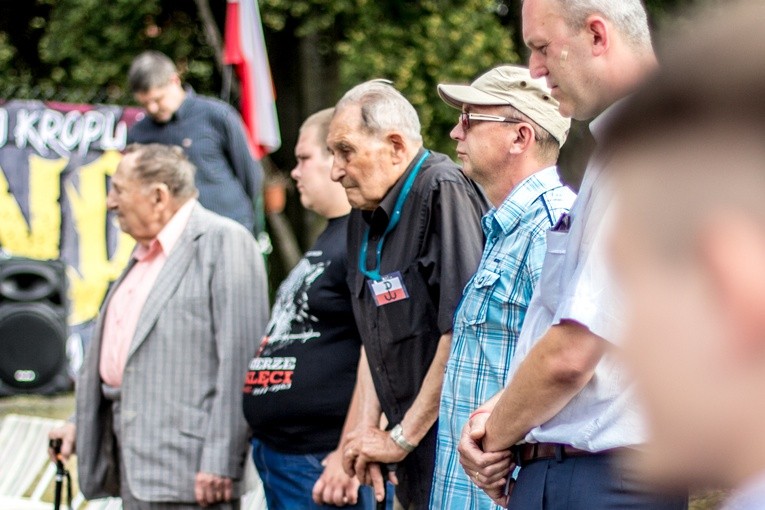 Goń z pomnika bolszewika - pikieta w Lidzbarku Warmińskim