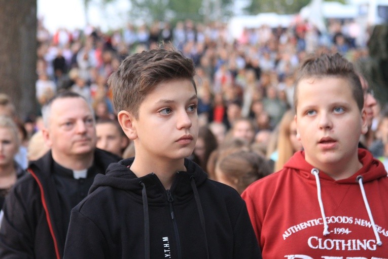 Pielgrzymka młodzieży