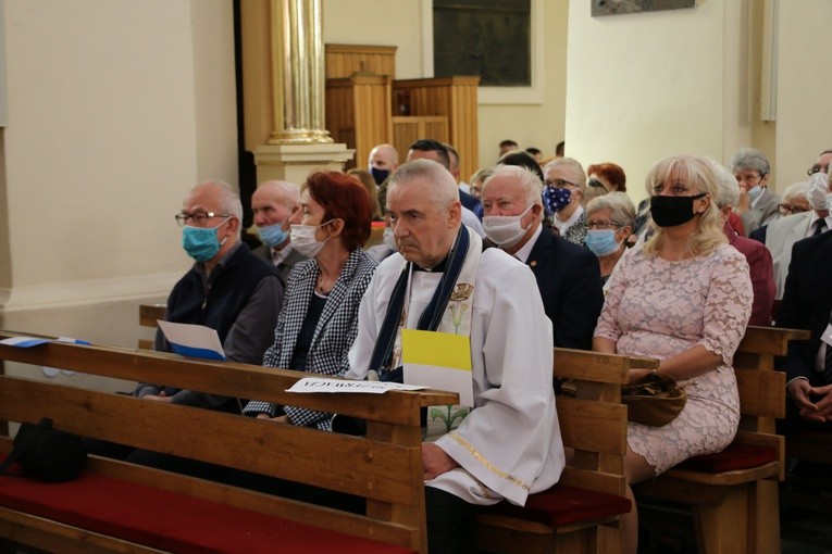 Czerwińsk. 50. rocznica koronacji obrazu Matki Bożej, cz. I