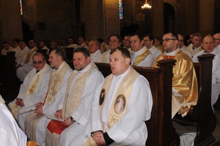 Msza krzyżma cz.2