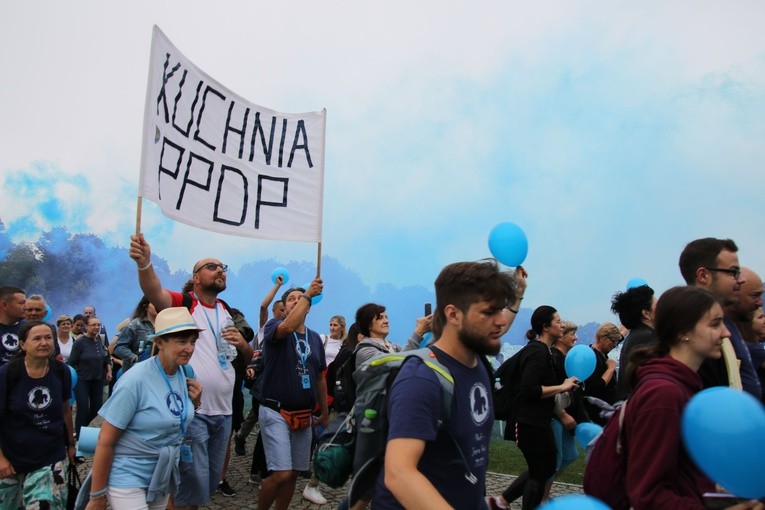Pielgrzymka. Wejście na szczyt - cz. 2