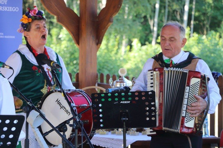 XVII Przegląd Zespołów Śpiewaczych "Seniorada"