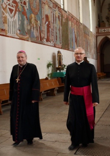 Uroczyste wprowadzenie bp. Adama Wodarczyka i Kanoników Kwidzyńskiej Kapituły Konkatedralnej