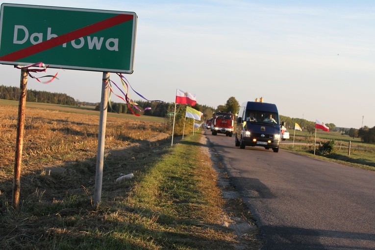Dąbrowa. Nawiedzenie w parafii św. Stanisława BM