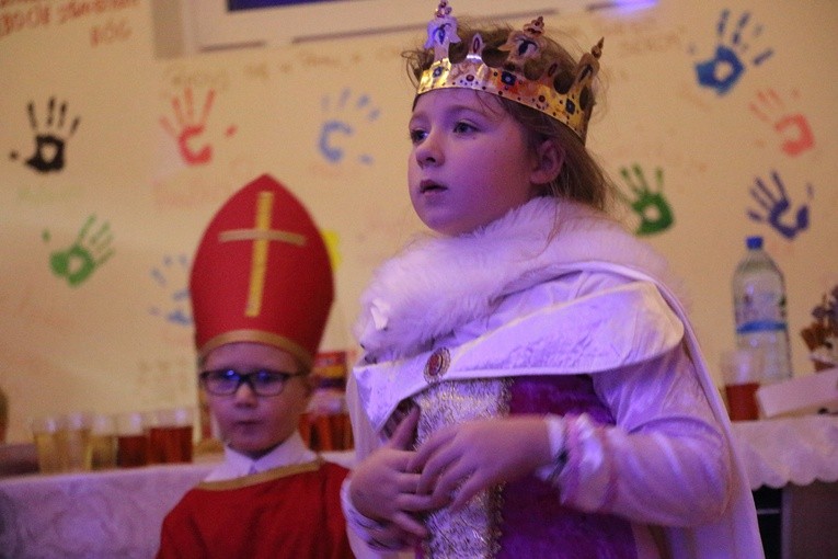 Bal Wszystkich Świętych Domowego Kościoła