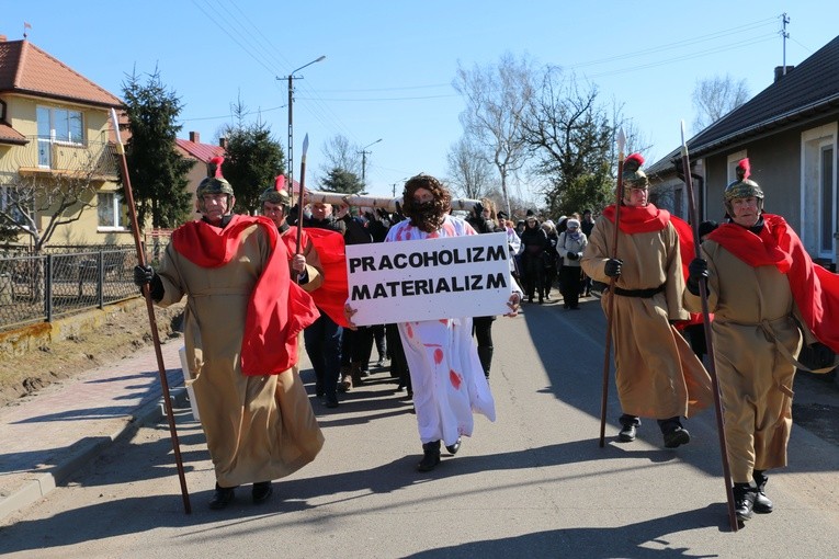 Droga Krzyżowa w Bogatem