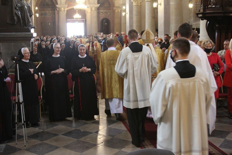 Płock. 100-lecie sióstr pasjonistek. Część II