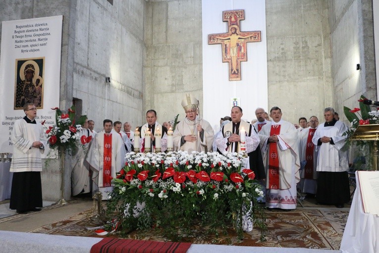 Diecezjalne obchody Święta Niepodległości