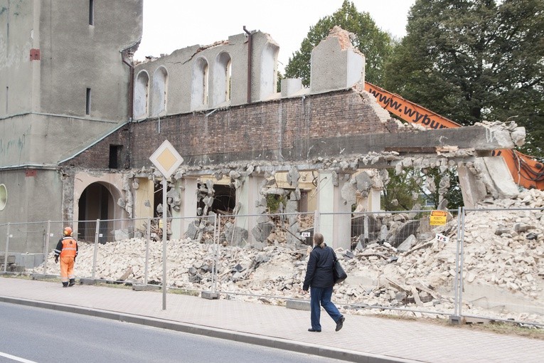 Rozbiórka kościoła w Bytomiu, cz. 2