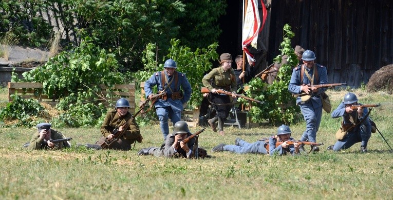 Rekonstrukcja historyczna w Ratowie