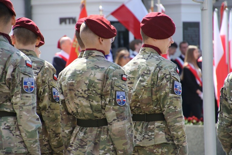 Płock. Uroczystości trzeciomajowe