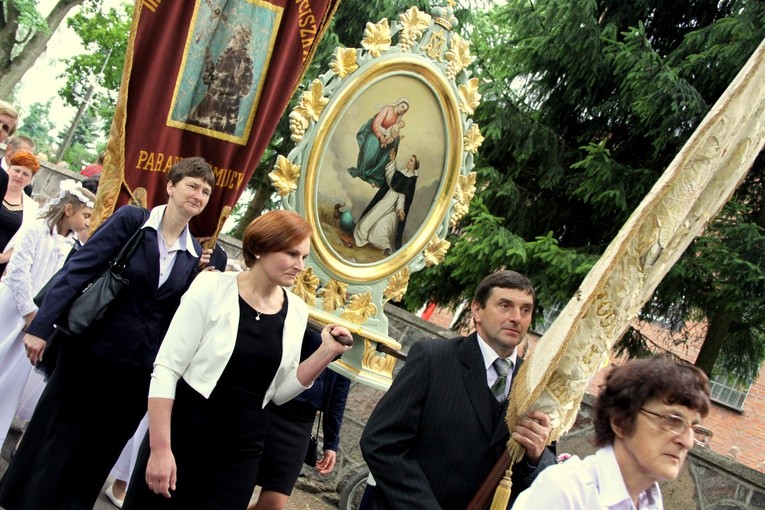 Żmijewo. Nawiedzenie w parafii pw. Matki Bożej Szkaplerznej