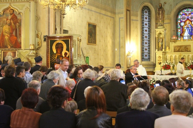 Kurowo. Nawiedzenie w parafii świętych apostołów Piotra i Pawła