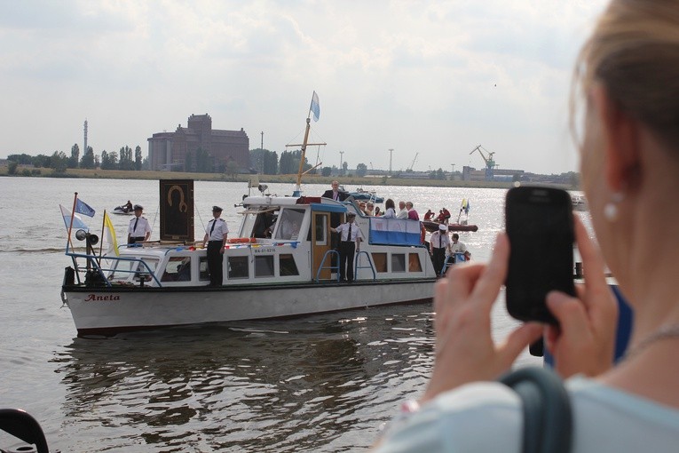 Peregrynacja - przeprawa Wisłą