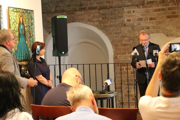 Góry k. Płocka. Otwarcie i poświęcenie farmy fotowoltaicznej