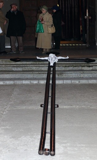 Z miłości do ludzi