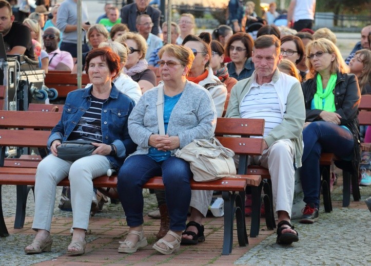 Festiwal Piosenki Wartościowej - Elbląskie Noce 