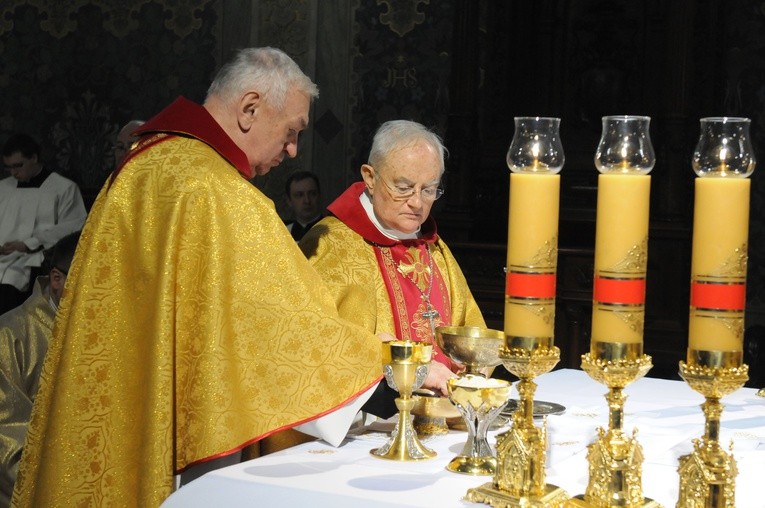 Święcenia biskupie w Płocku - cz. 1