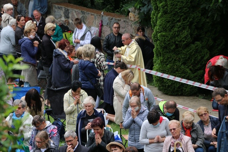 XXI Wieczernik Królowej Pokoju