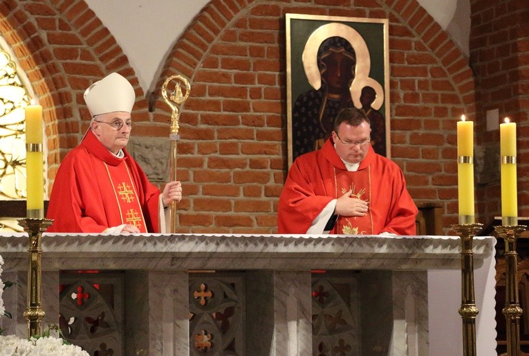 Oaza rodzin - Msza w katedrze św. Mikołaja