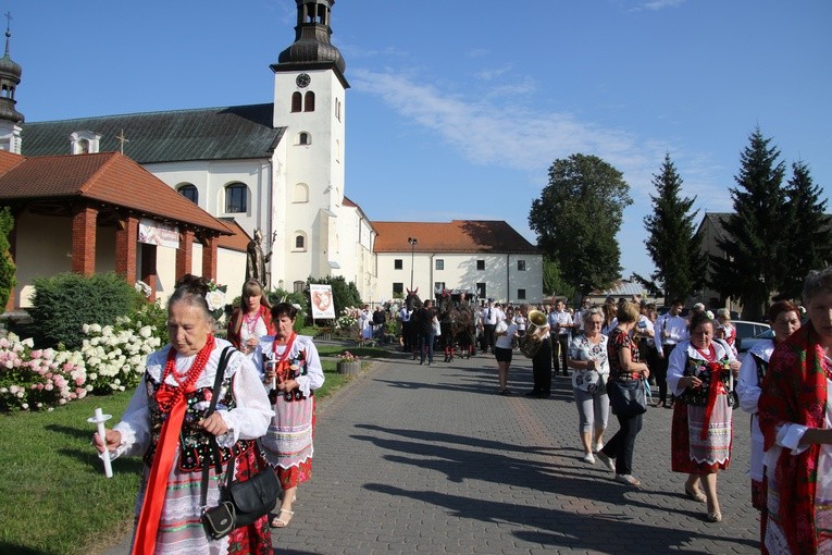 Skępe. Procesja Zaśnięcia NMP