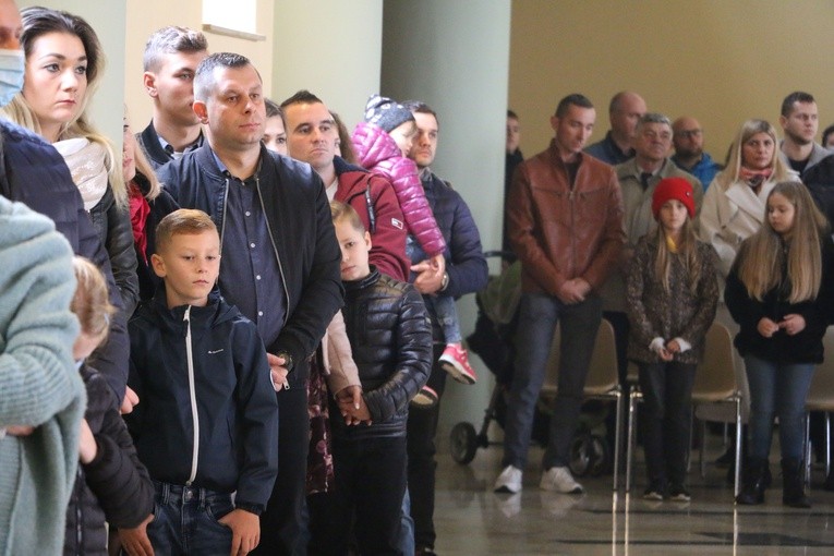 Ciechanów. Uroczystości w parafii MB Fatimskiej