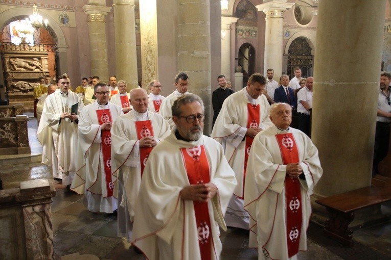 Płock. Święcenia kapłańskie - cz. 2