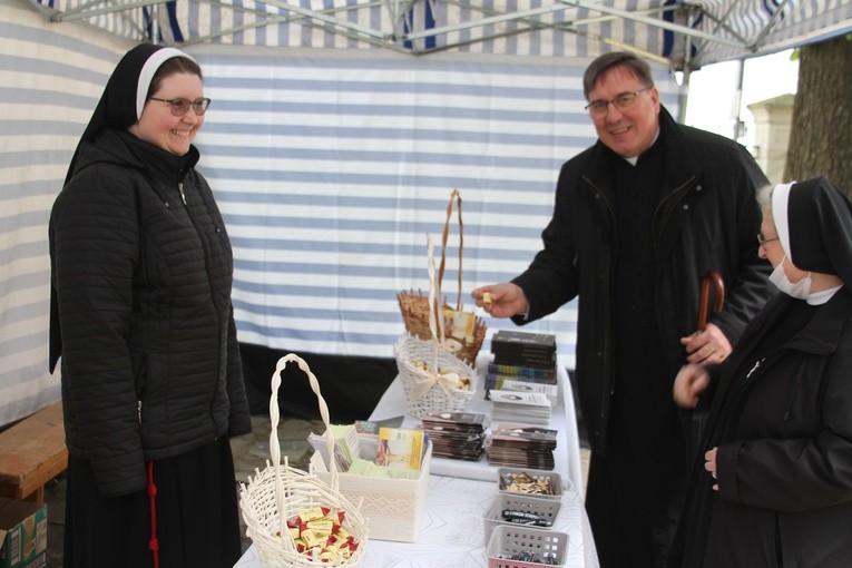 Płock. 100-lecie sióstr pasjonistek. Część I