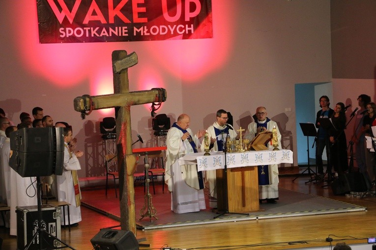 Ciechanów. Wake up
