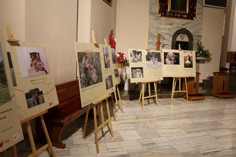 Płońsk. Projekt "Rodzina - w niej jest SIŁA"
