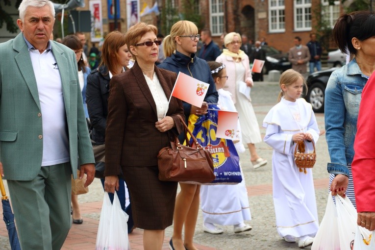 Procesja Bożego Ciała i Msza Święta w katedrze elbląskiej