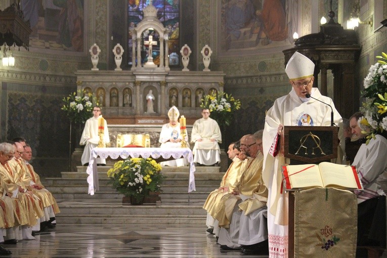 Rozpoczęcie Roku Miłosierdzia w diecezji - cz. 1