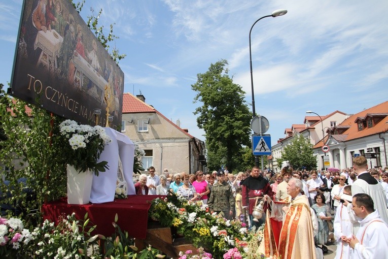 Płock. Procesja Bożego Ciała