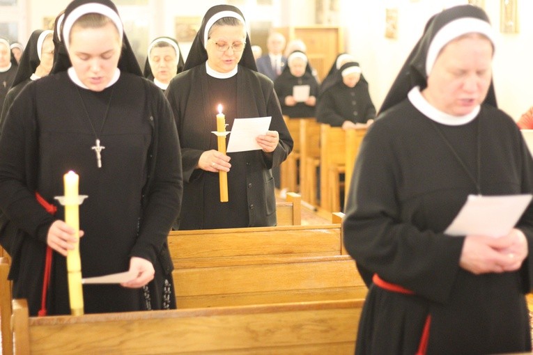 Płock. Święto zakonów u sióstr pasjonistek