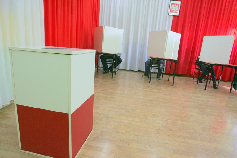 Wybory samorządowe: TVP, TVN i Polsat podadzą wyniki exit poll