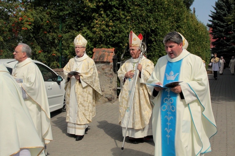 Koronacja obrazu Matki Bożej w Popowie