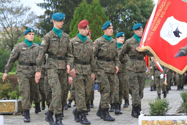 Ślubowanie klas pierwszych PUL