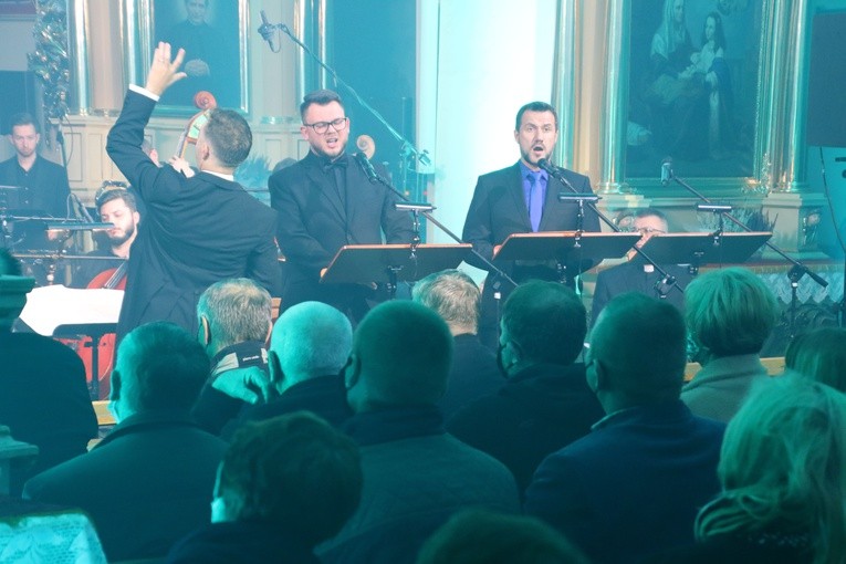 Czerwińsk. Oratorium "Matka z Czerwińskiego Wzgórza"