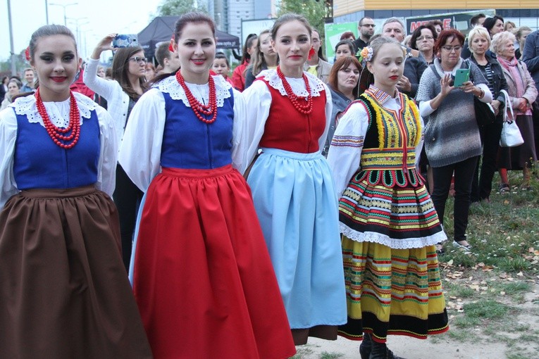 Znaki ŚDM w Płocku - Podolszyce