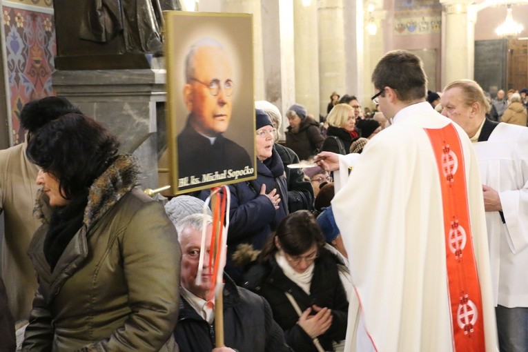 22 lutego - Pielgrzymi w katedrze płockiej cz. 1
