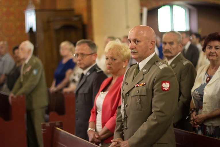 Msza św. dziękczynna w 100-lecie kościoła NMP Królowej Polski