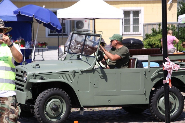 Festiwal Zabytkowej Motoryzacji w Pułtusku
