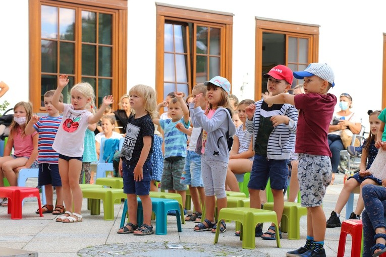 "Morskie opowieści" Teatru "Katarynka"