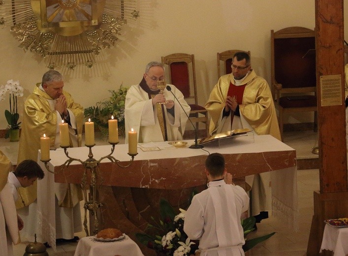 Symbole ŚDM - Iława, Brat Albert
