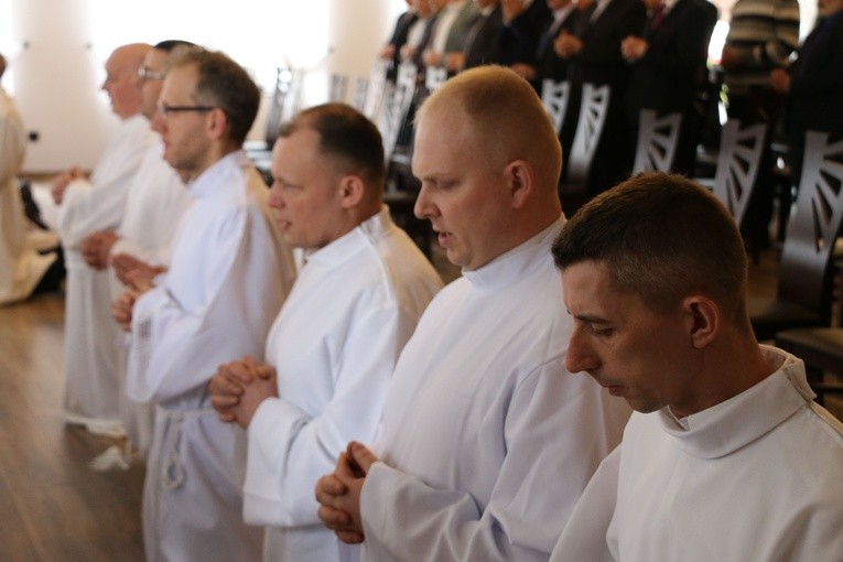 Rekolekcje dla nadzwyczajnych szafarzy Komunii św. Część II