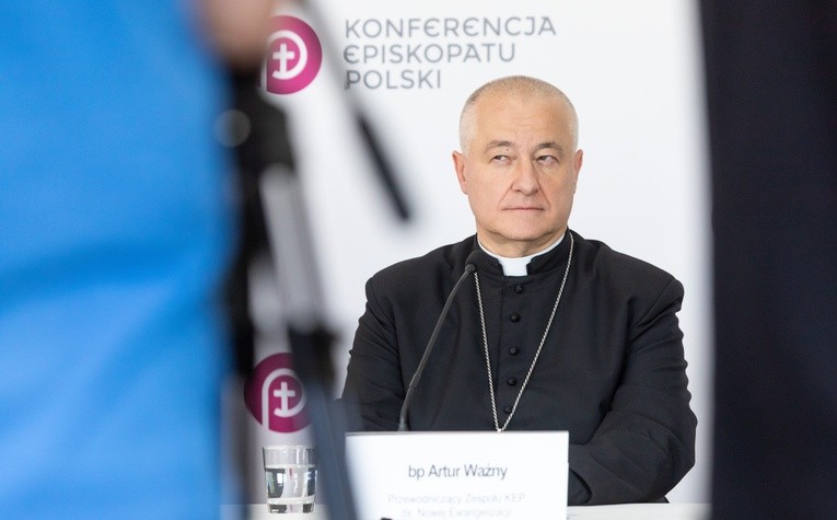 Sosnowiec: skrzywdzeni odpowiedzieli na zaproszenie bp. Ważnego. Na spotkaniu pojawił się również bp Oder