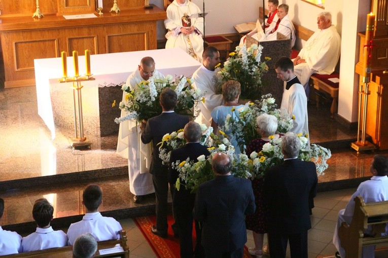 Poświęcenie kościoła w Nowym Chechle