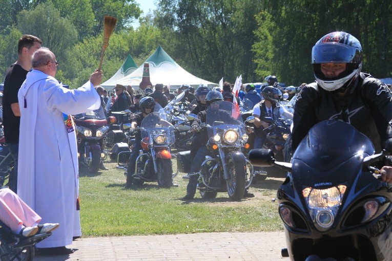 Motocykliści w Ciechanowie
