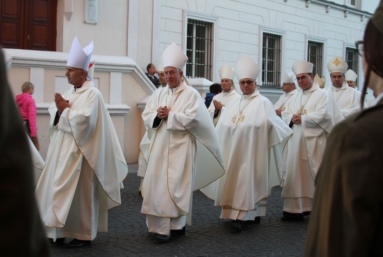 Episkopat w Płocku. Msza w katedrze